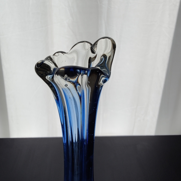 Vintage Cobalt Blue 🔵 Mini Swung Vase - Picture 2 of 11